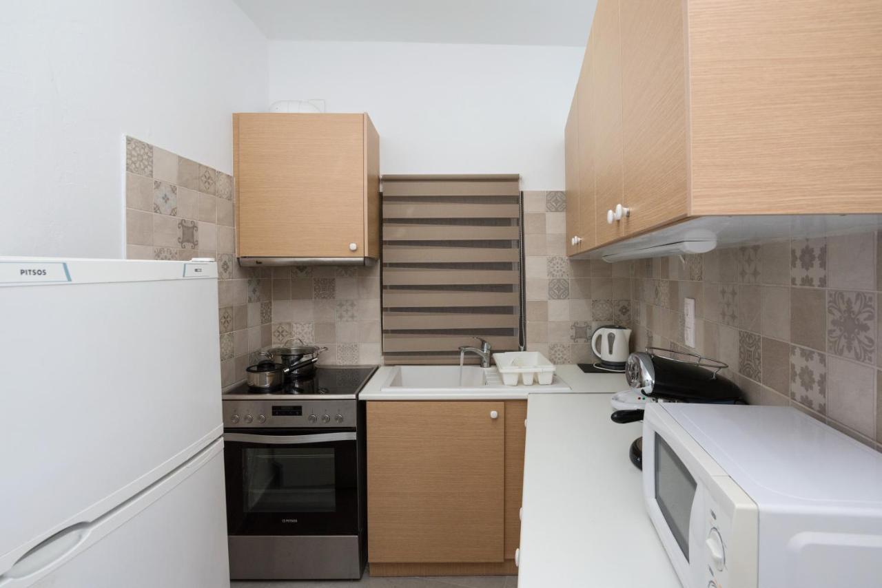 Στην Ωραία Πλάκα Villa Plaka  Bagian luar foto