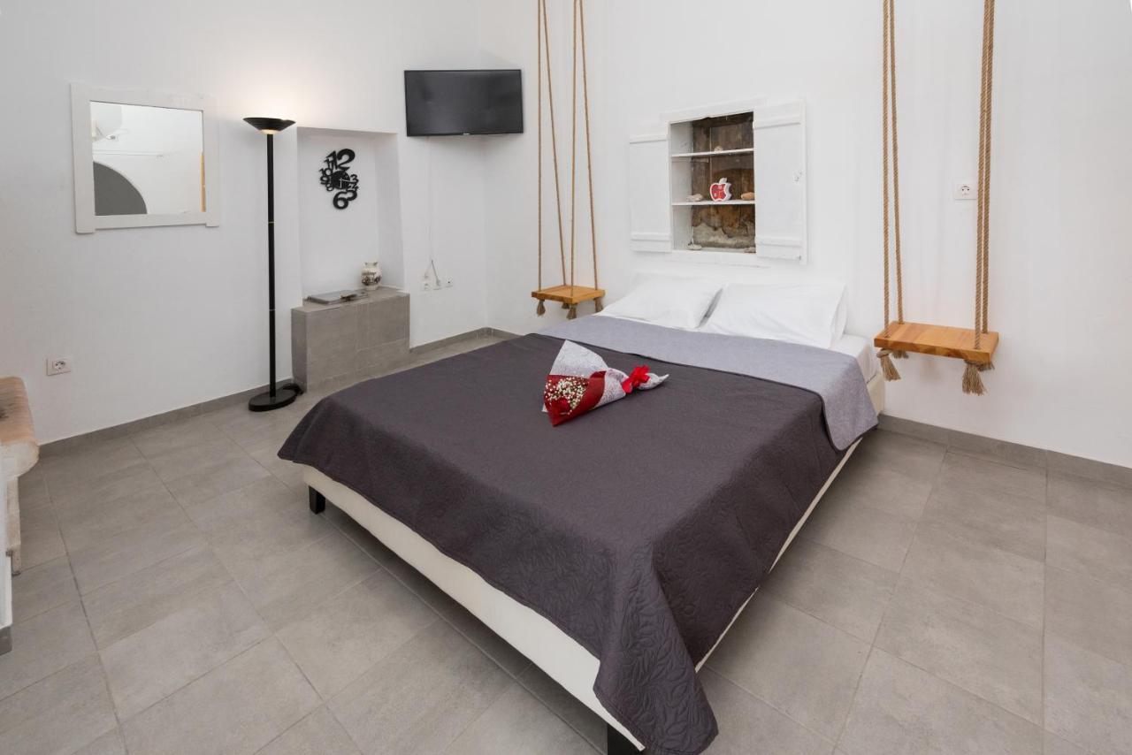 Στην Ωραία Πλάκα Villa Plaka  Bagian luar foto